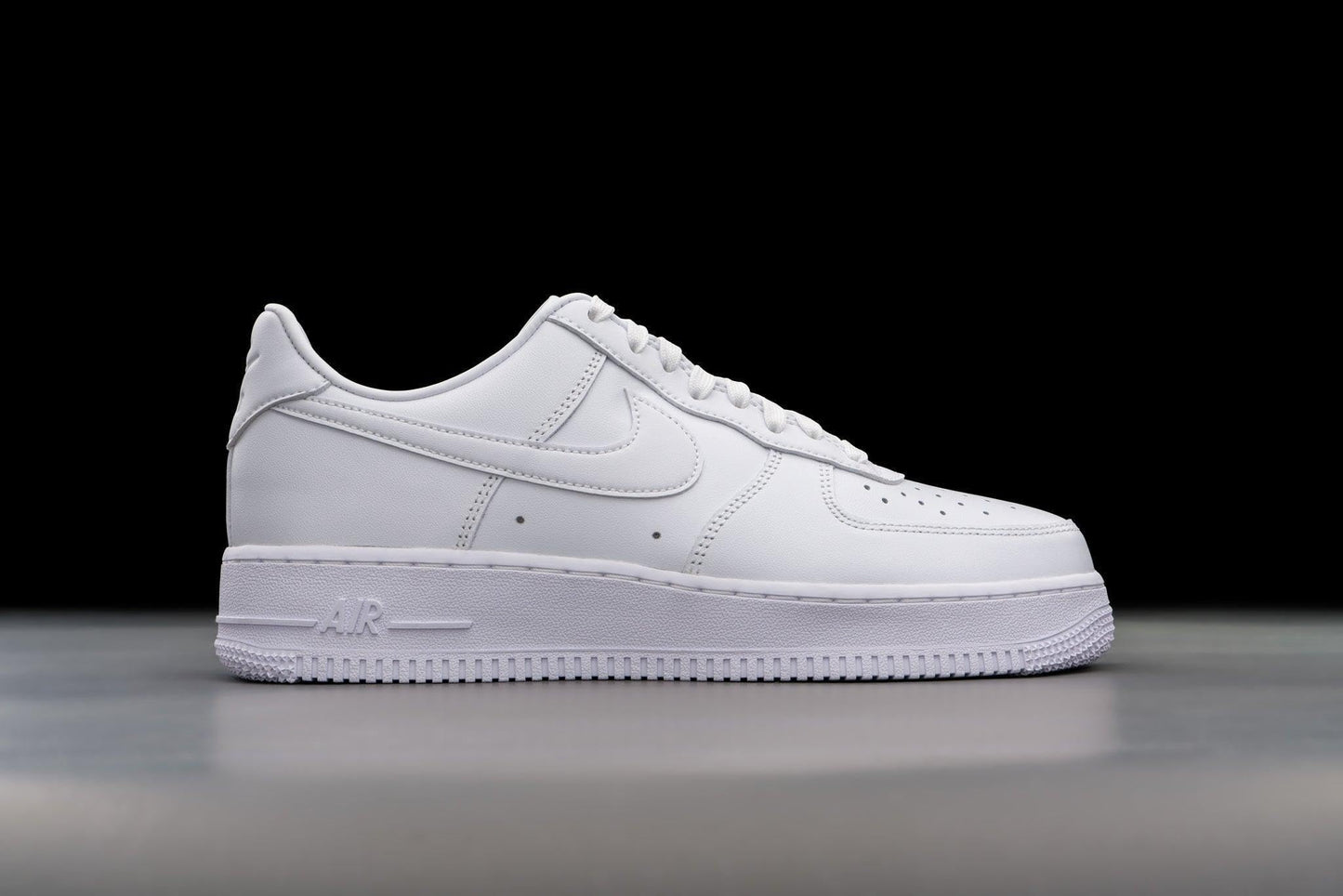 Nike Air Force 1 '07 Low Mens Basketball Shoes (Men's 10.5 Medium, White/White)