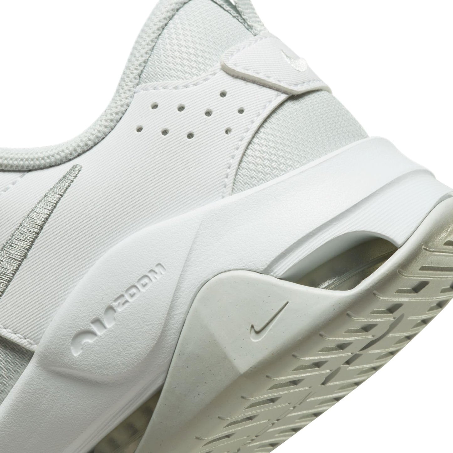 Nike Women's Sporty Low-Top Sneakers, White Silver White Metallic Silver Pure Platinum, 8.5