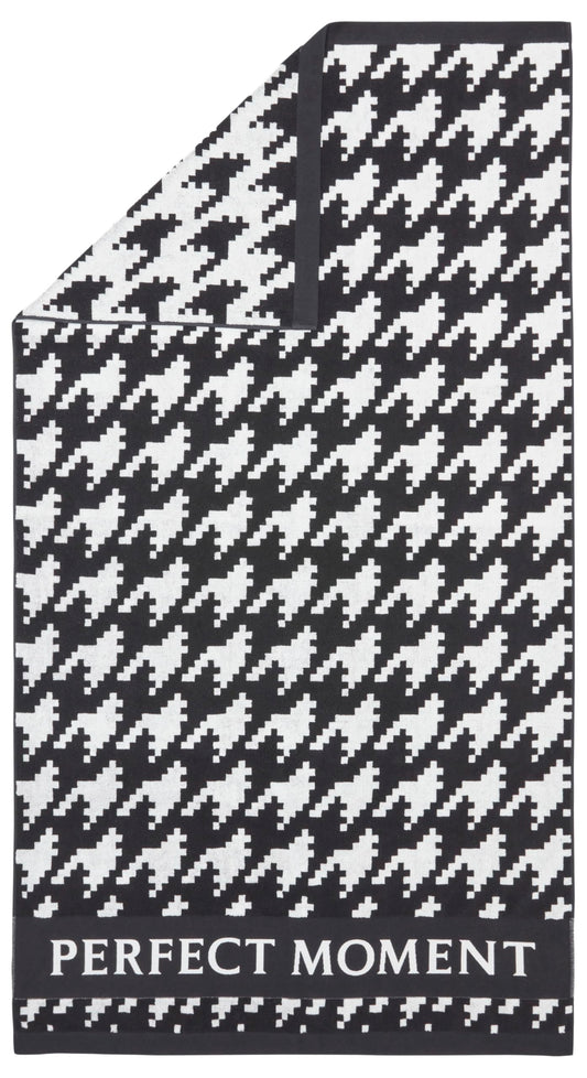 Perfect Moment, Verdella Beach Towel, OS, Houndstooth