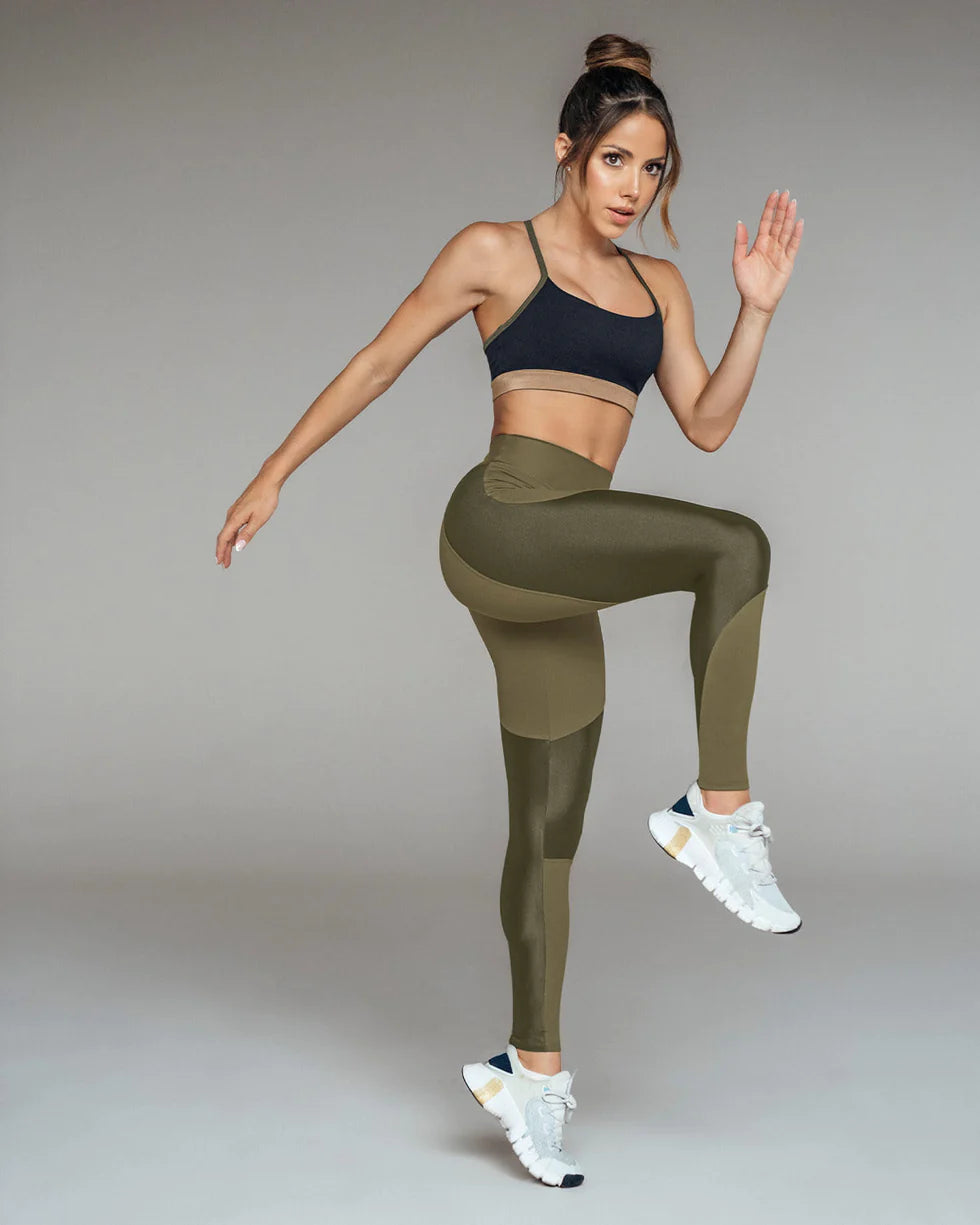 Active Leggings  by Silvy Araujo