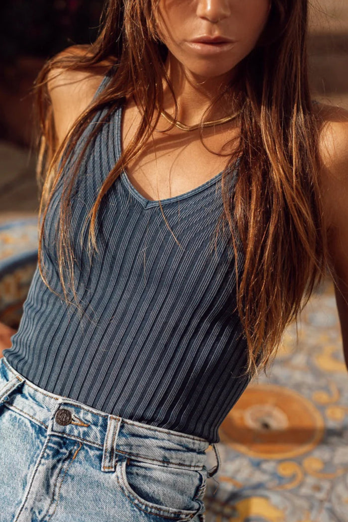 dress shirt no bra 15 Comfy Braless Outfits