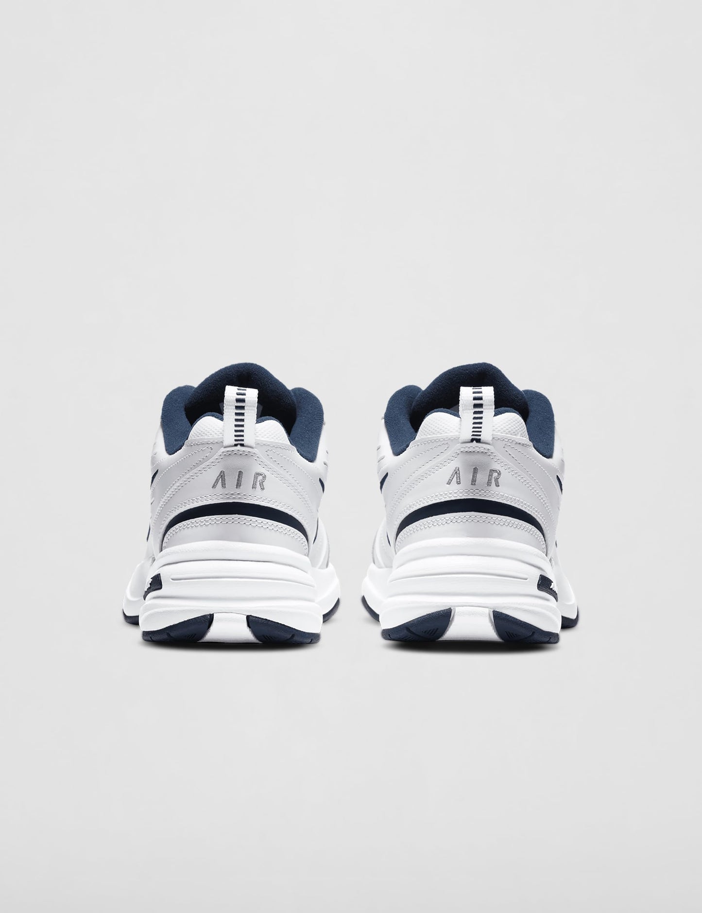NIKE AIR MONARCH IV (MENS) - 6.5 White/Metallic Silver