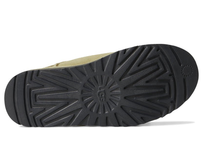 UGG Men's Classic Slip On Slipper, Muted Brass, 10