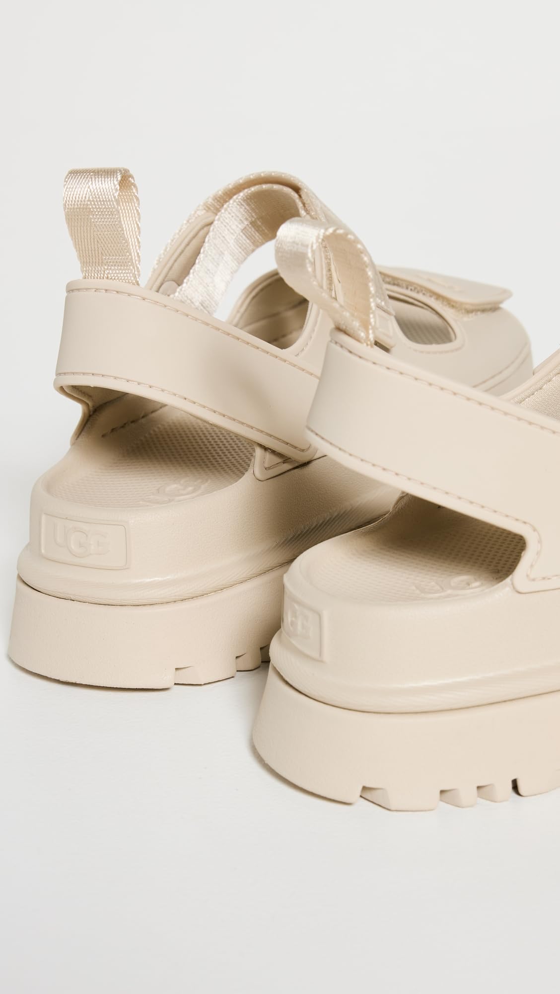 UGG Women's GOLDENGLOW Flat Sandal, SEA Salt, 8