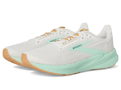 Brooks Women's Revel 8 Coconut/Taffy/Honeydew 9 Medium