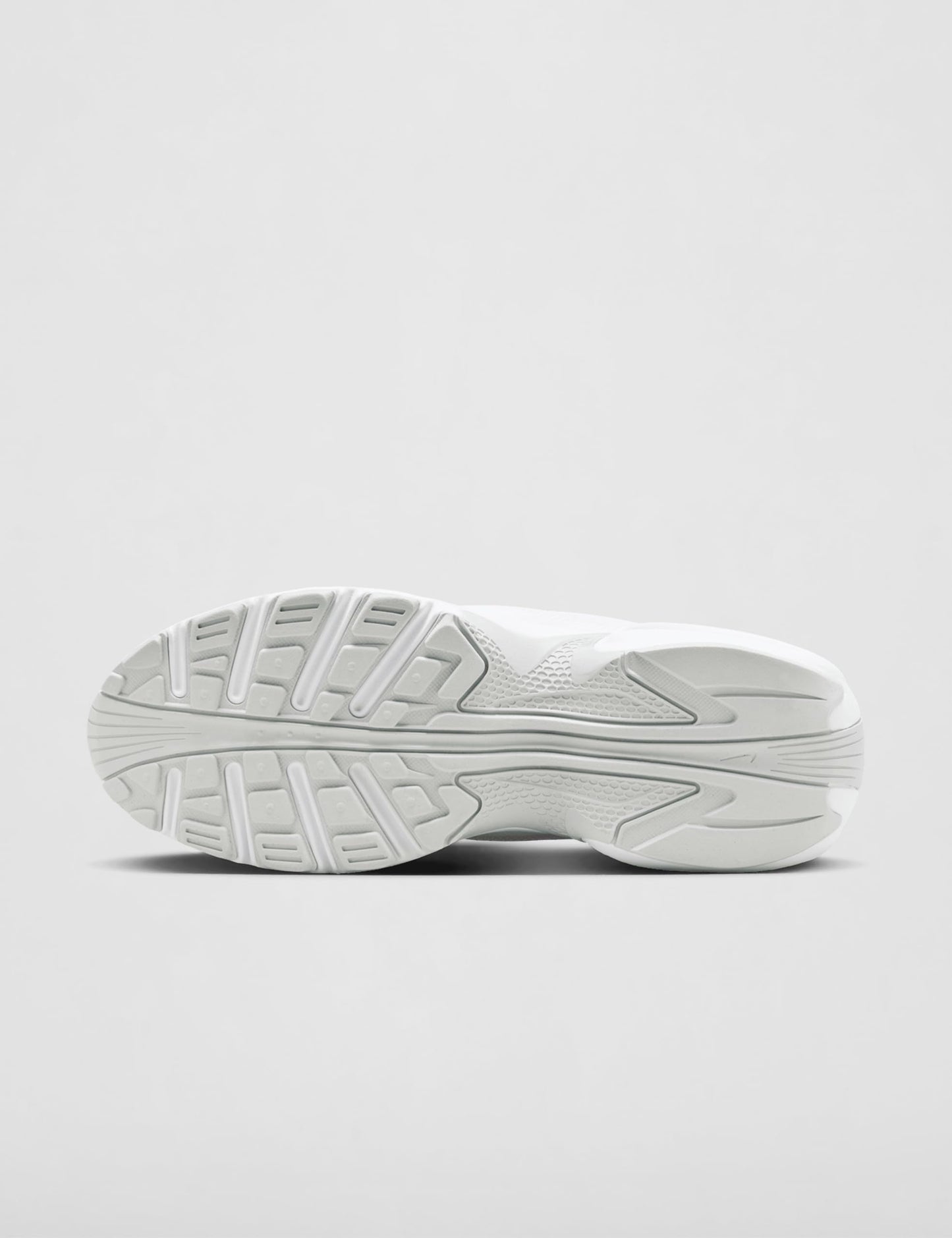 Nike Women's Air Max Portal Shoes, White/Pure Platinum, 8.5