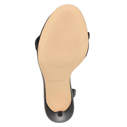 Nine West Women's Mandey Heeled Sandal, Black Patent 001, 5