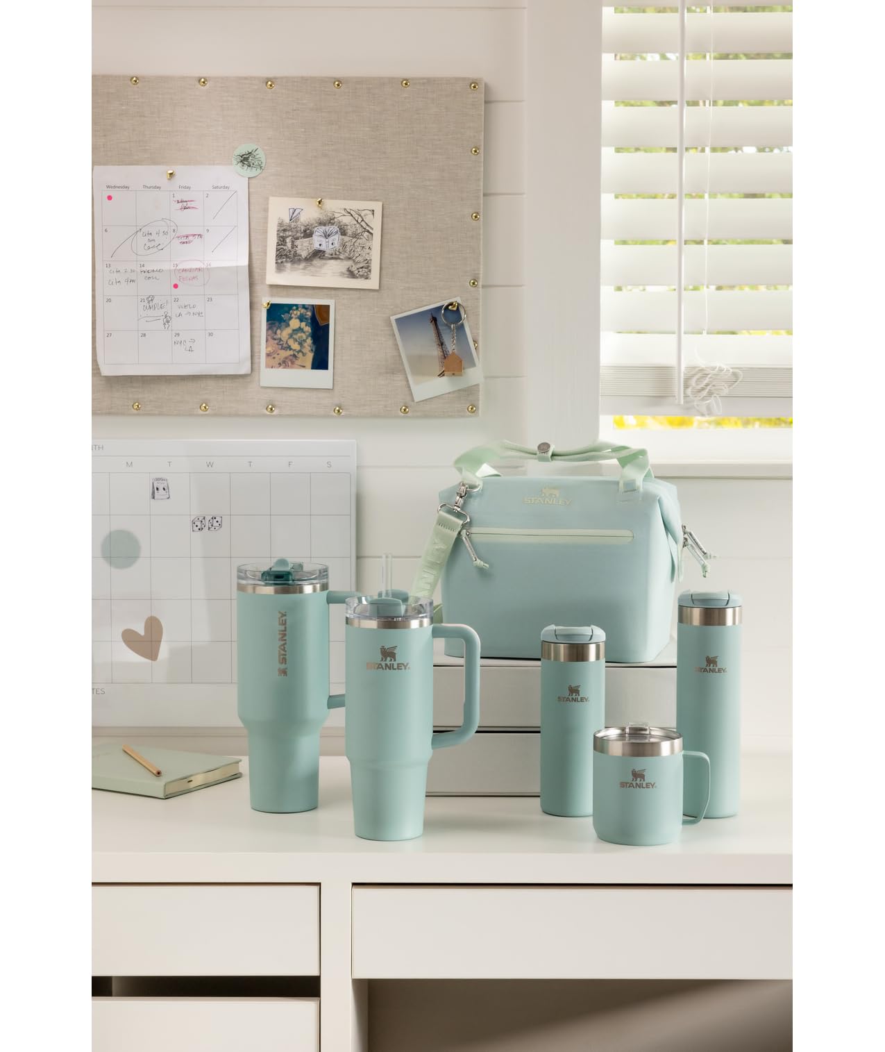 Stanley AeroLight Transit Bottle 20 oz | Locking Drink Through Lid | Leak Resistant Water Bottle or Coffee Travel Mug | Lightweight Insulated Stainless Steel | BPA-Free | Seafoam