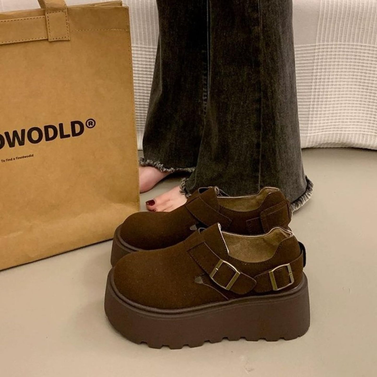 CTKVbmeoi Women's Chunky Platform Suede Clogs - Comfortable Elevated Sandals with Memory Foam for Casual Outfits & Everyday Wear (Brown,9)