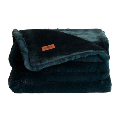 UnHide Marshmallow - Faux Fur Blanket - Heavy Weight, Extra Soft Blanket - Made from Recycled Materials - Machine Washable - Medium (60" x 80") - Emerald Kitten