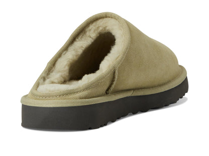 UGG Men's Classic Slip On Slipper, Muted Brass, 10