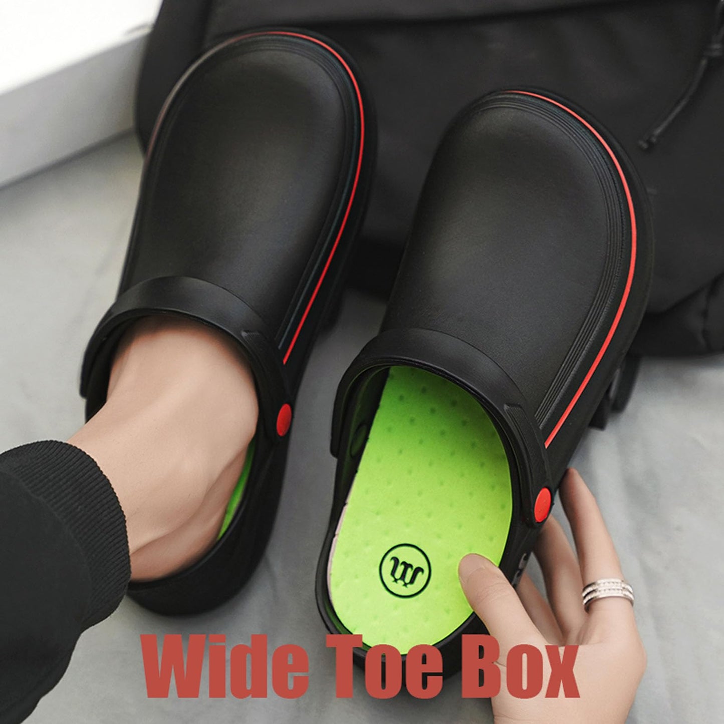 SECHRITE Men's and Women's Work Clogs - Unisex Garden Chef Shoes for Women and Men Non Slip Waterproof Slip on Mules Nurse Kitchen Food Service Restaurant Shoes Zapatos de Chef Cocina Black 43-44
