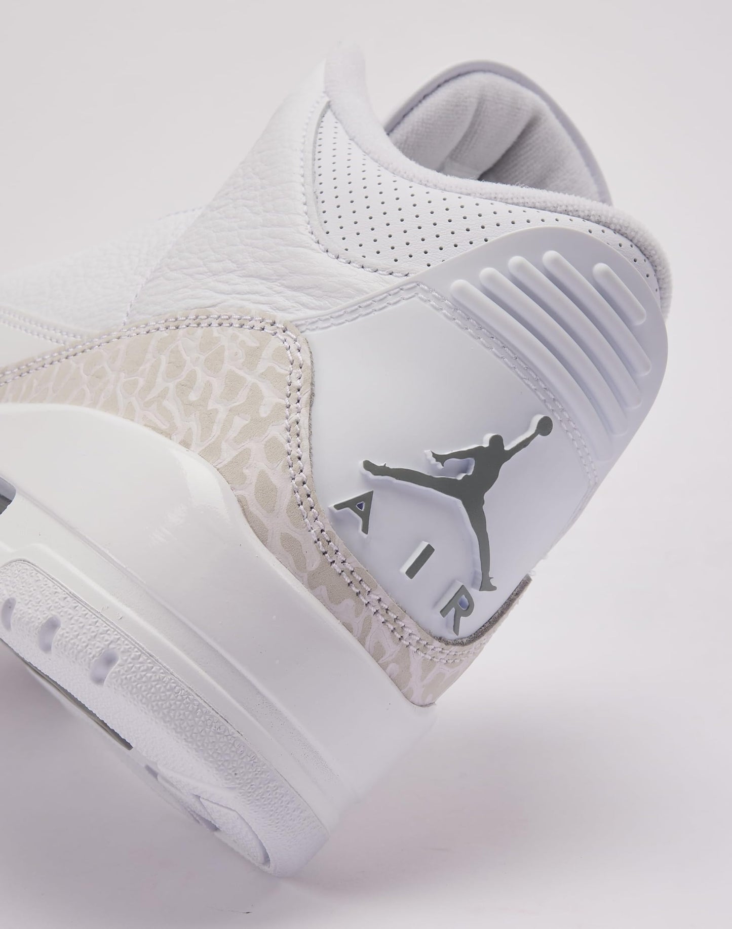Air Jordan 3 Retro 'White/Metallic Silver'