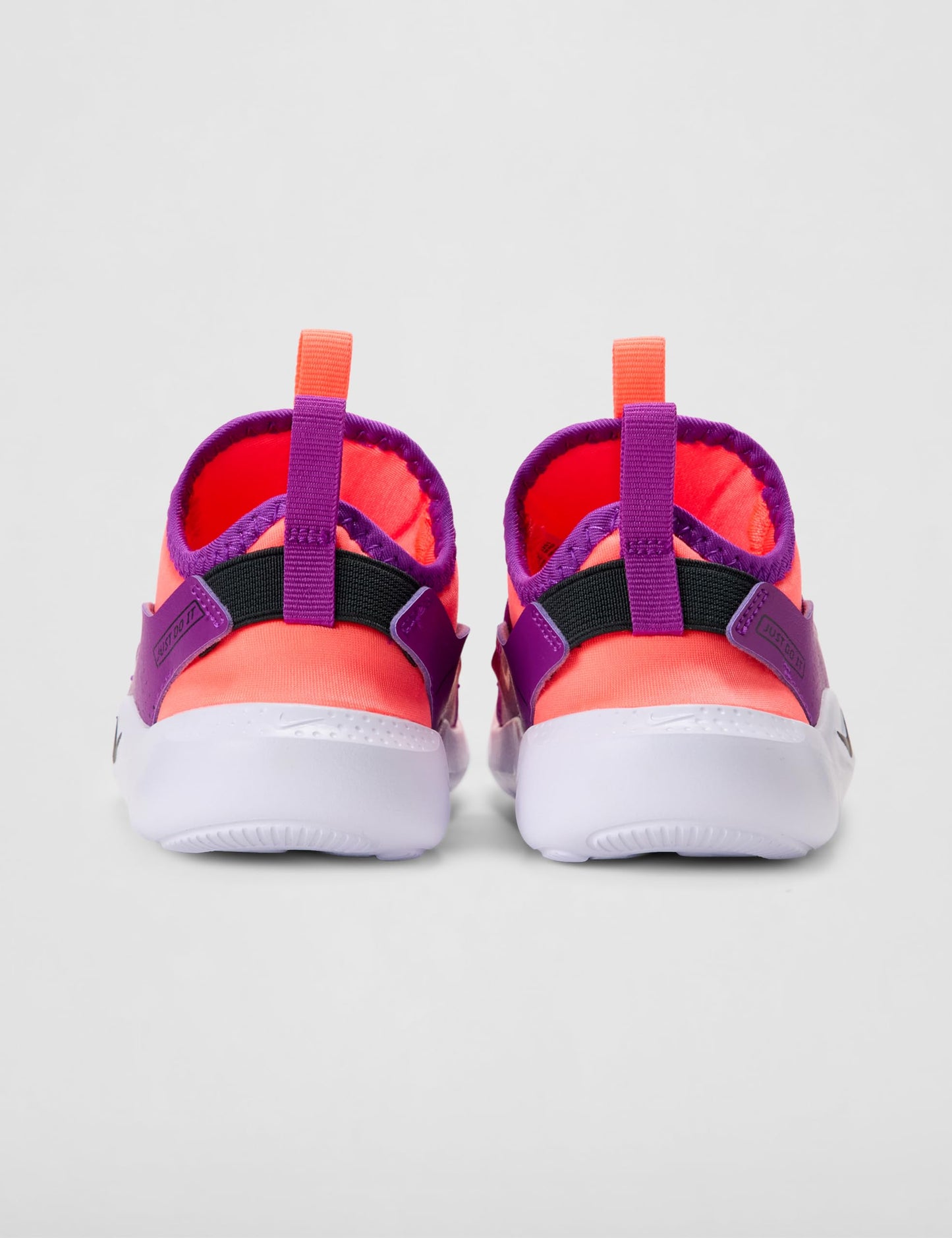 Nike Big Kid's Flex Runner 4 Running Shoe, Bright Mango/Anthracite-Vivid Purple, 5Y