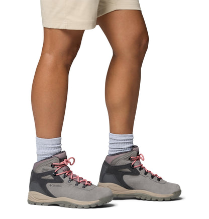Columbia Womens Newton Ridge Plus Waterproof Amped, Stratus/Canyon Rose, 9