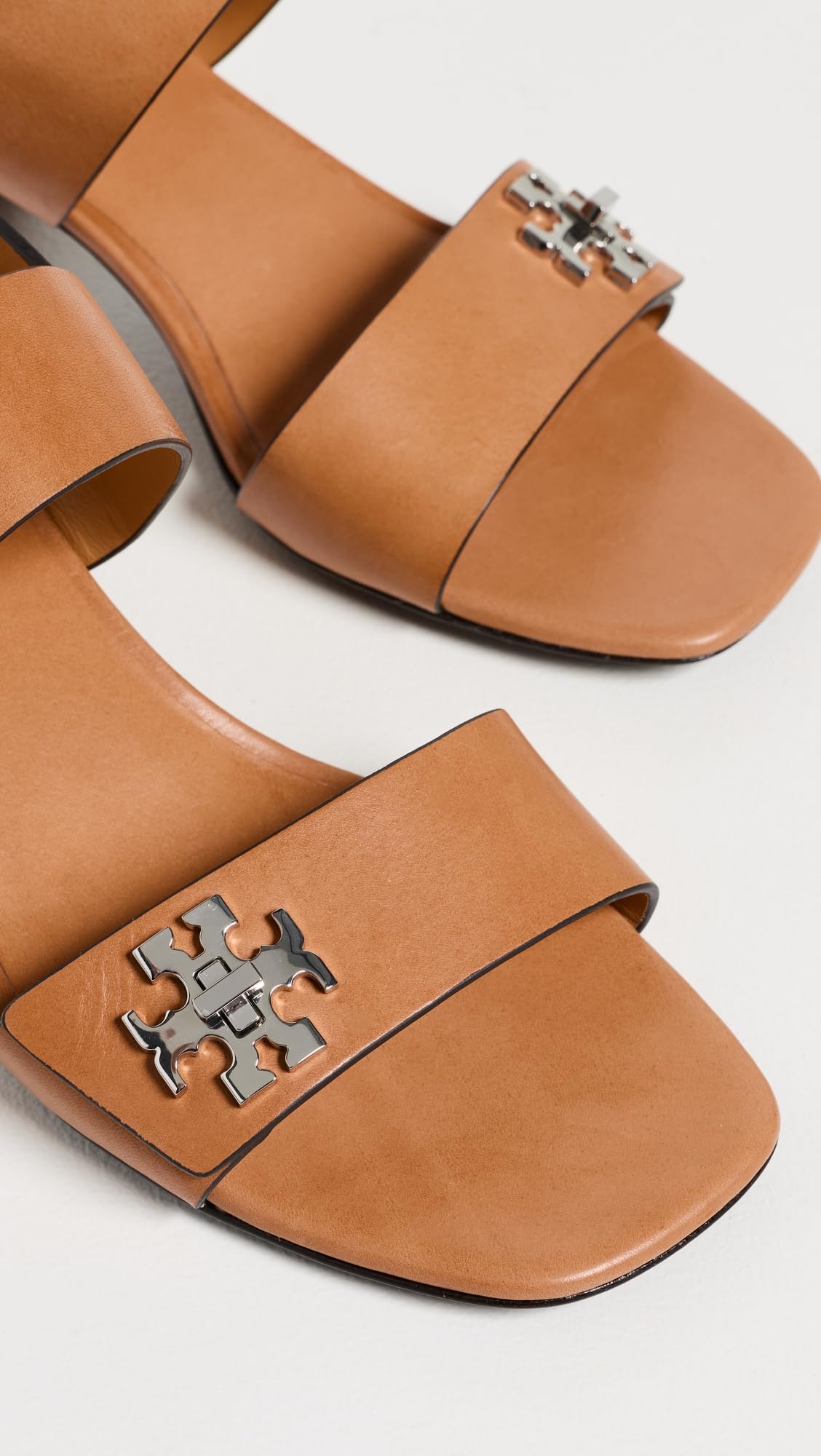 Tory Burch Women's Turnlock Heel Sandals, Camello, 5 Medium US