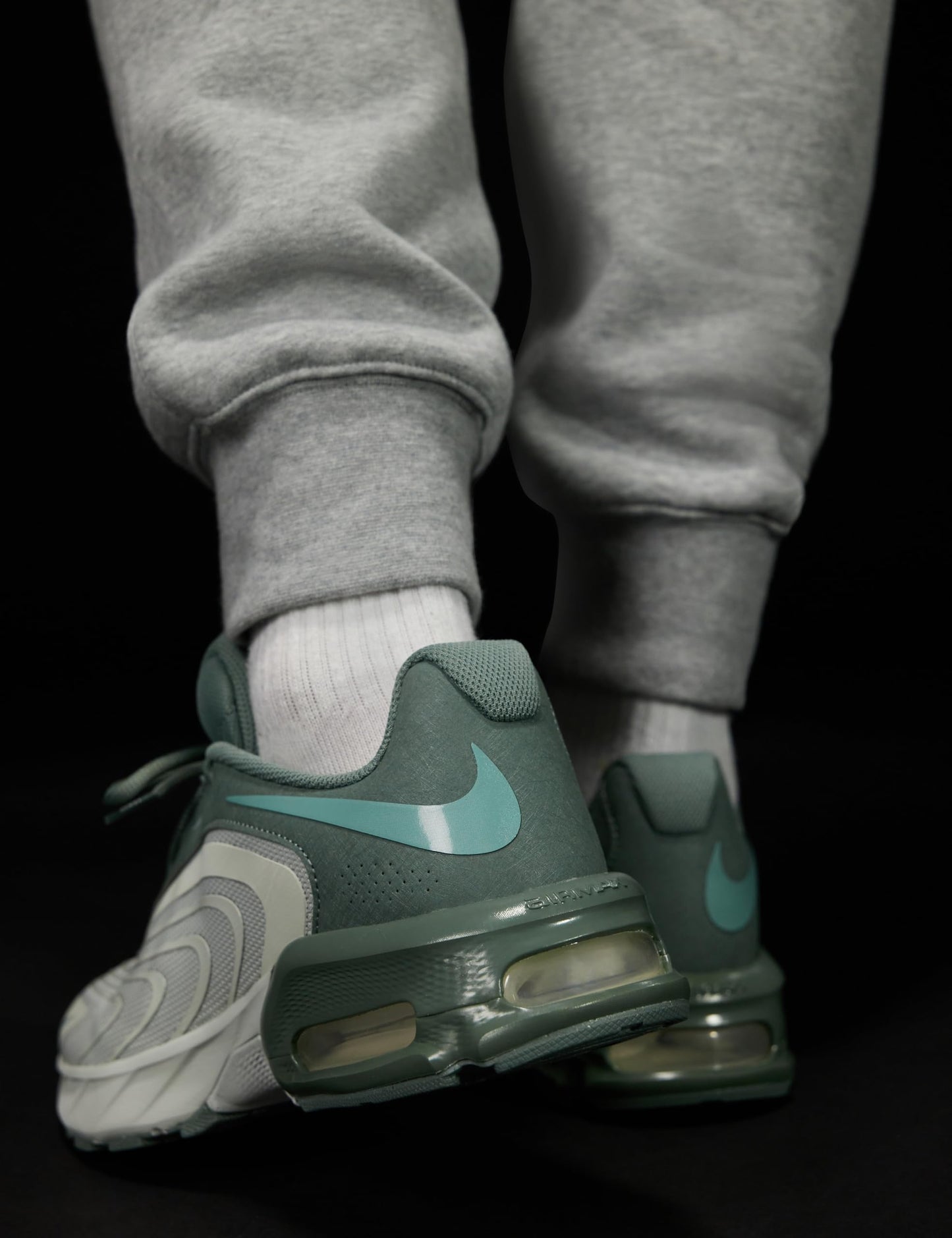 Nike Men's Air Max Fire Shoes, Light Silver/Cannon-Clay Green, 10.5
