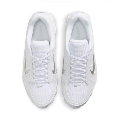 Nike Men's Reax 8 NSW Sl, White/Metallic Silver-Pure Platinum, 12