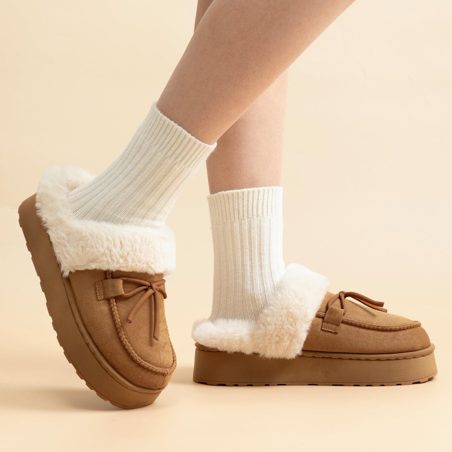RockDove Women's Microsuede Moc Toe Platform Memory Foam Slipper with Indoor/Oudoor sole, Size 8 US Women, Chestnut