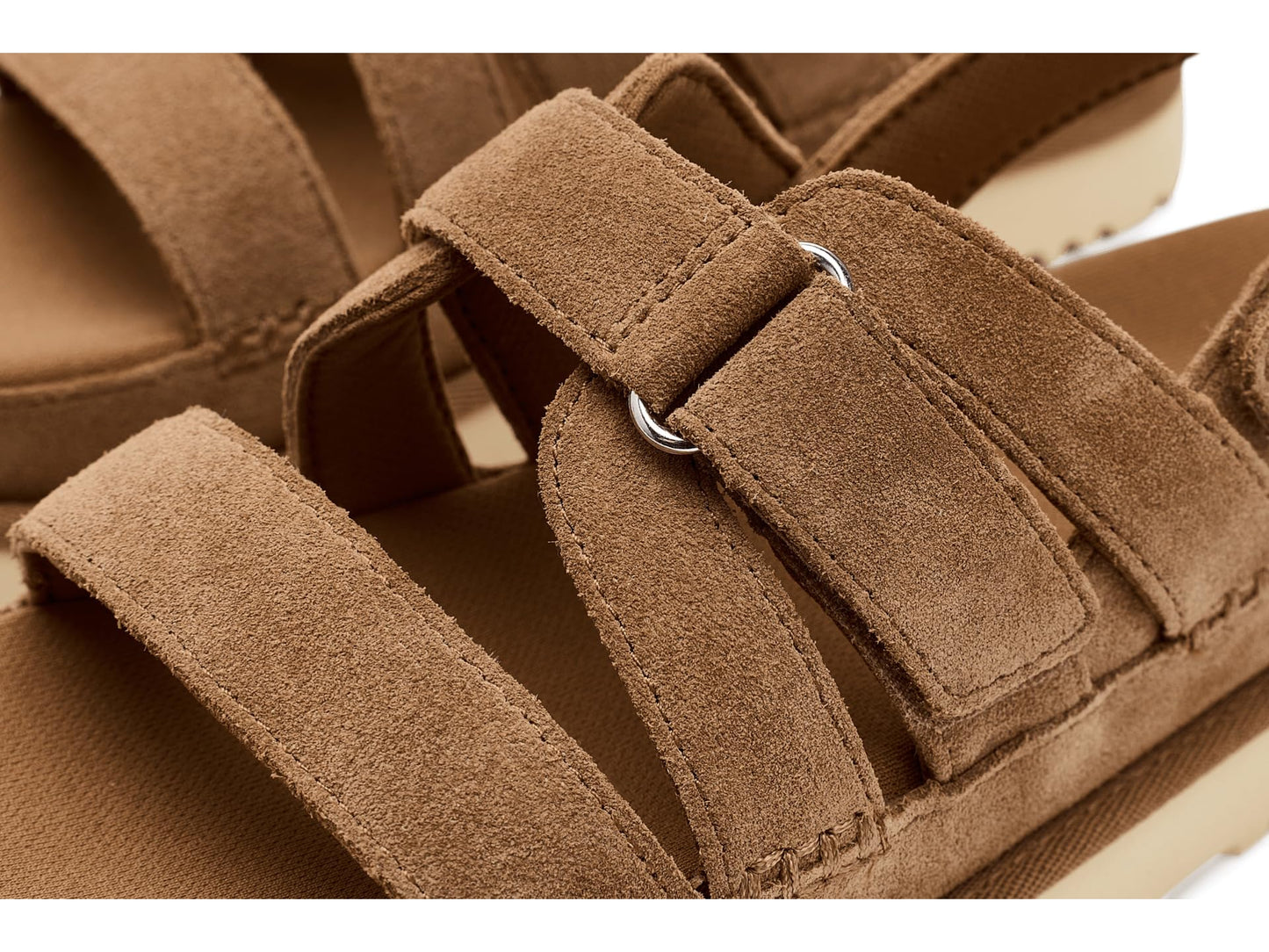 UGG Women's Goldenstar Gleam Sandal, Chestnut, 8.5