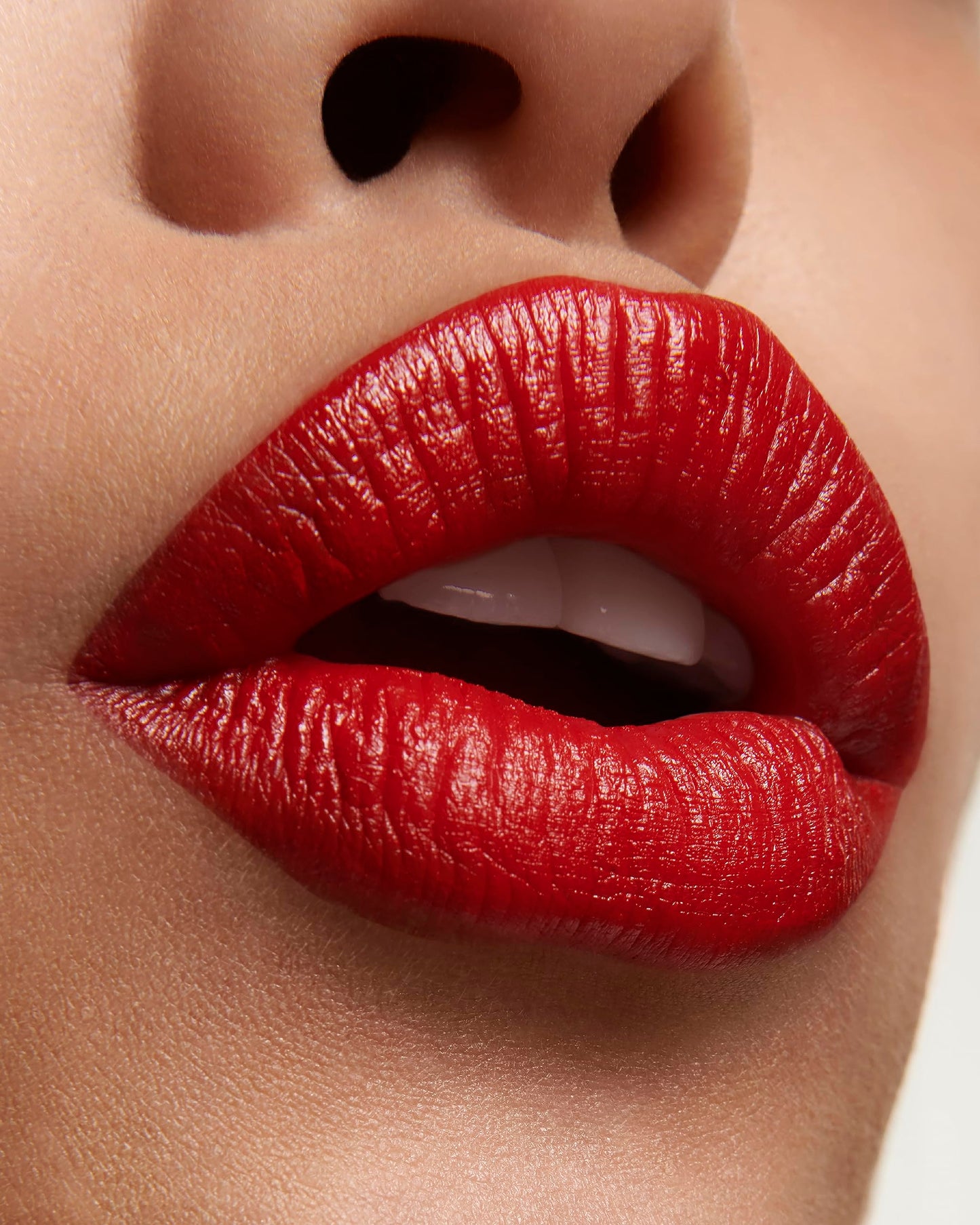 ISAMAYA Lips Cardinal