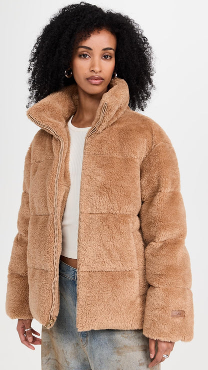 UGG Women's Emmalyn Uggfluff Puffer Jacket, Camel, M