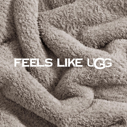 UGG Plush Cal King/King Blanket for Bed, Fleece Cozy Soft Blanket, Luxury Warm Extra Large Throw for Couch, Washable Hypoallergenic Bedding Essentials, 110" x 90", Seal Grey (Whitecap)