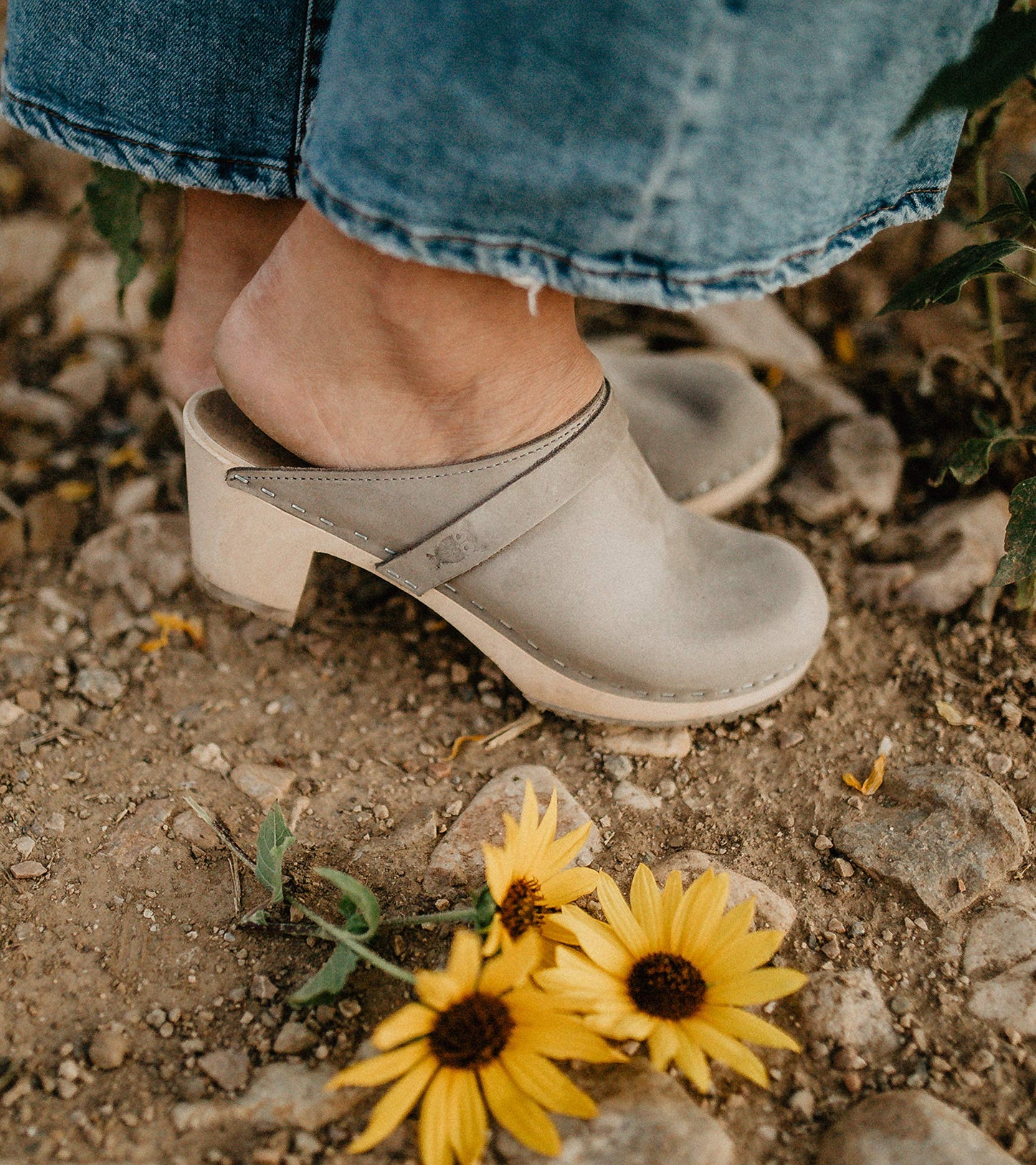 Sandgrens Handmade Swedish Wood Clogs for Women, High Heel Mule US 6 | Dublin Stone Nubuck LT, EU 37